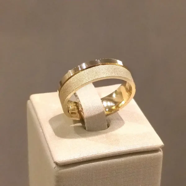 Par de Alianças de Casamento Reta Mista - Image 2