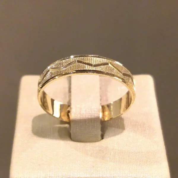Par de Alianças de Casamento Reta Trabalhada