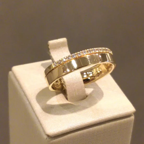 Par de Alianças de Casamento Reta 15 Brilhantes - Image 3